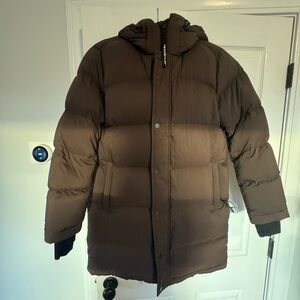 Women’s Aritizia Super Puff